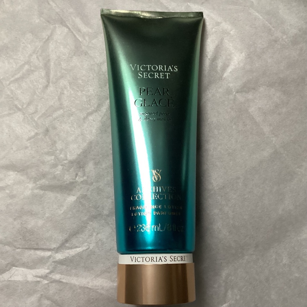 Victoria's Secret Pear Glace fragrance lotion New 236 ml/8 fl oz